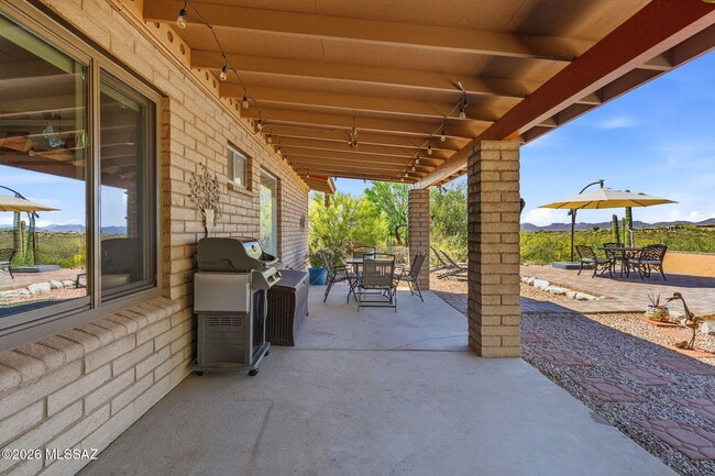 Building Photo - 6745 N Quartzite Canyon Pl