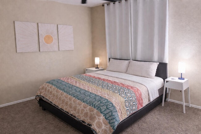 Building Photo - 14515 W Lisbon Ln