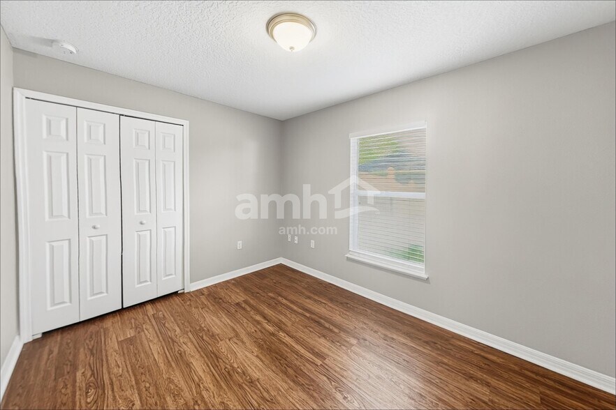 Building Photo - 153 Timbercreek Pines Cir