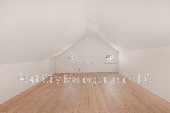 Building Photo - 3607 Bayonne Ave