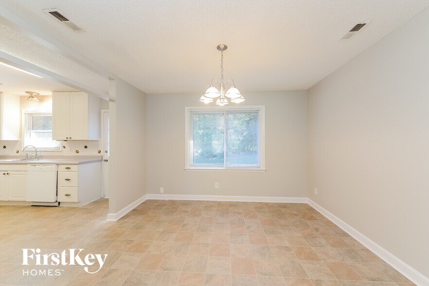 Building Photo - 1045 High Ridge Rd