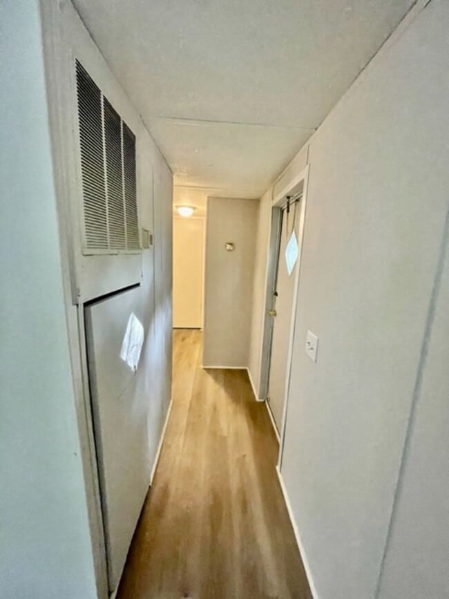 Building Photo - Adorable 3 bedroom 1.5 bath Mobile Home lo...
