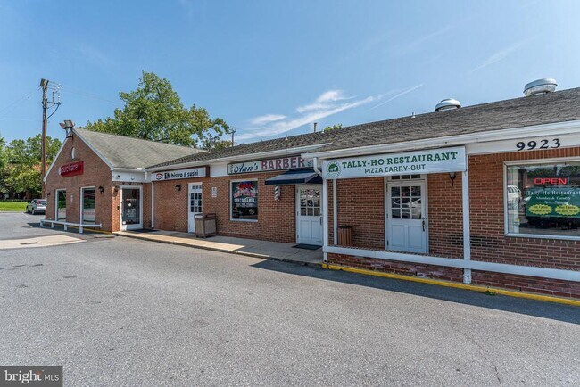 Building Photo - 10108 Donegal Ct