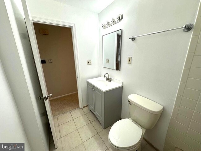 Building Photo - 4037 Olney Laytonsville Rd