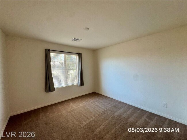 Building Photo - Beautiful 4BR Home with Huge Loft, Gourmet Kitchen & Covered Patio