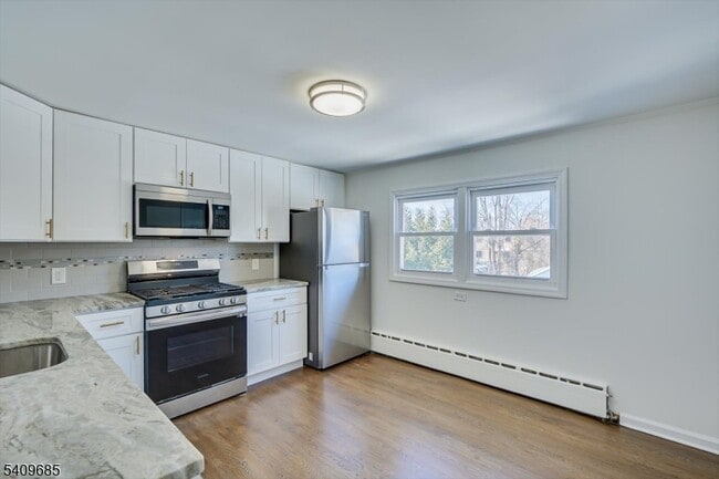 Building Photo - 432 Rosetta Pl