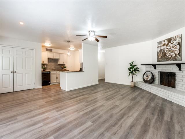 Building Photo - 134 W Way Dr