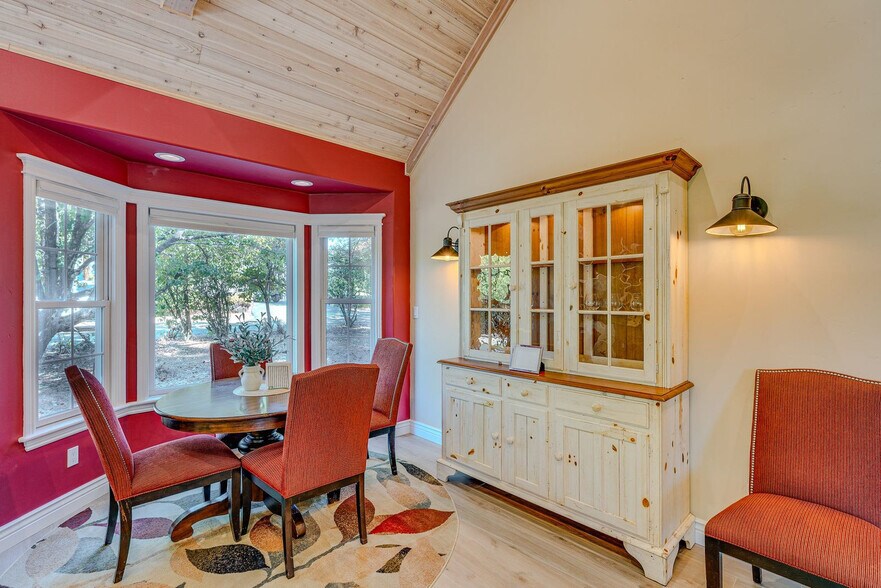 Building Photo - 5700 Winding Way