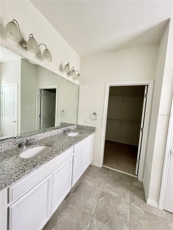 Building Photo - 16096 Bayou Crest Dr