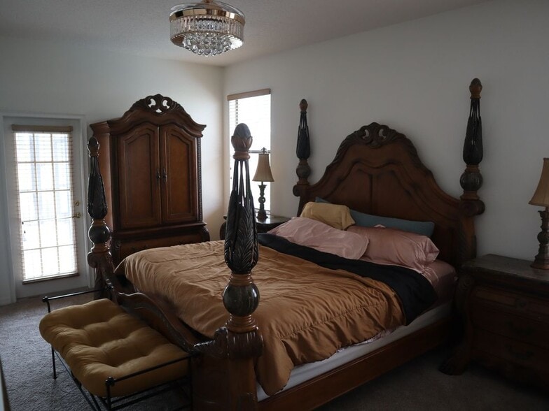 Building Photo - 305 Villa Sorrento Cir
