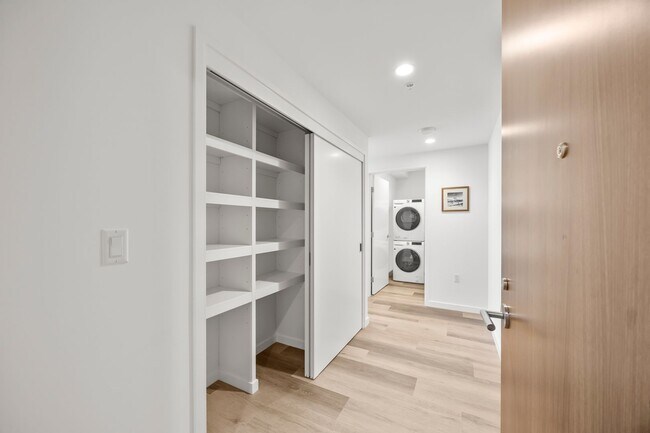 Building Photo - Brand-New Furnished 1BR at The Park on Keeaumoku