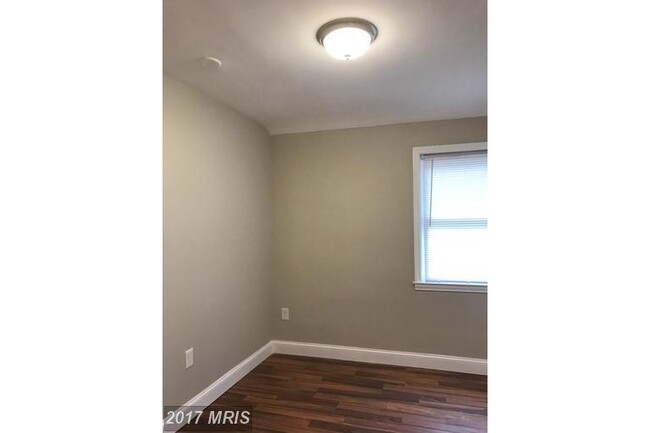 Building Photo - 1441 Walker Ave