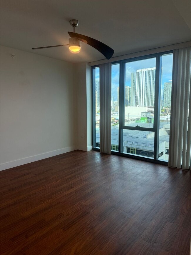 Building Photo - 600 Ala Moana Blvd