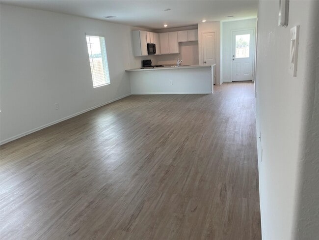 Building Photo - 440 Jewett Meadow Dr