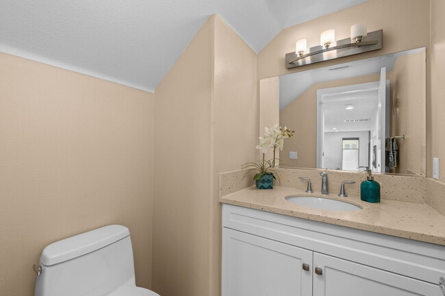Building Photo - 7889 Altana Wy