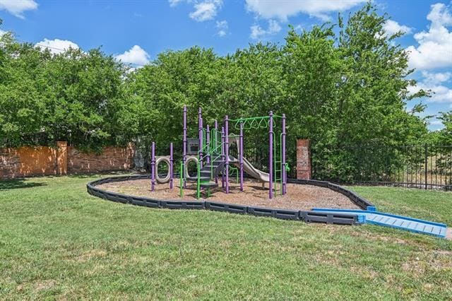 Building Photo - 700 Timber Oaks Ln