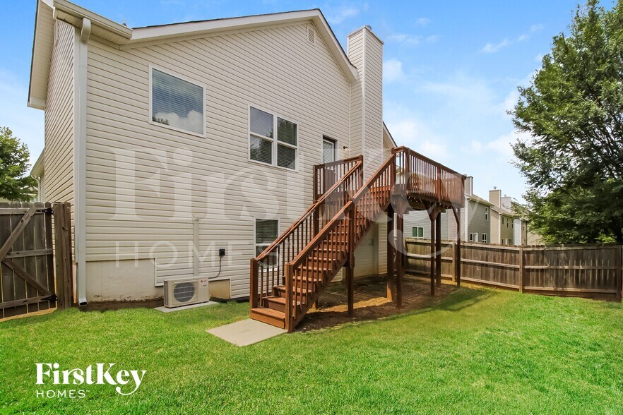 Building Photo - 20 Oakbrook Dr