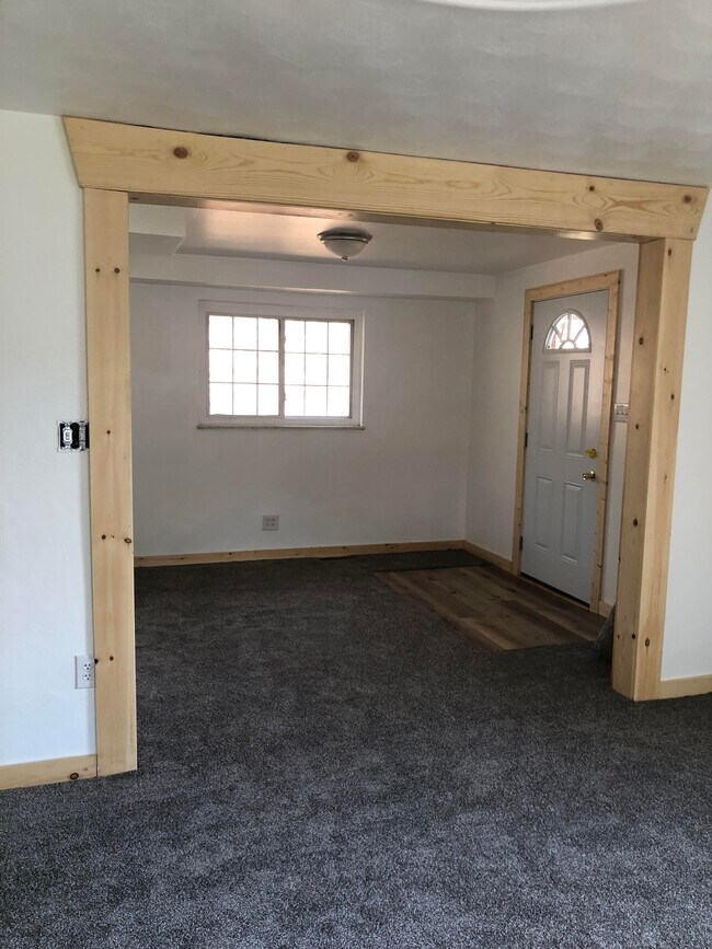 Living Area - 507 N 12th St