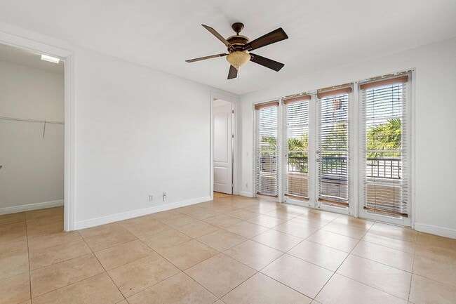 Building Photo - 811 S Federal Hwy