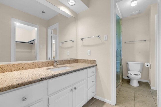 Building Photo - 7302 Palisades Heights Dr