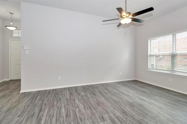 Building Photo - 5528 Ridge View Dr