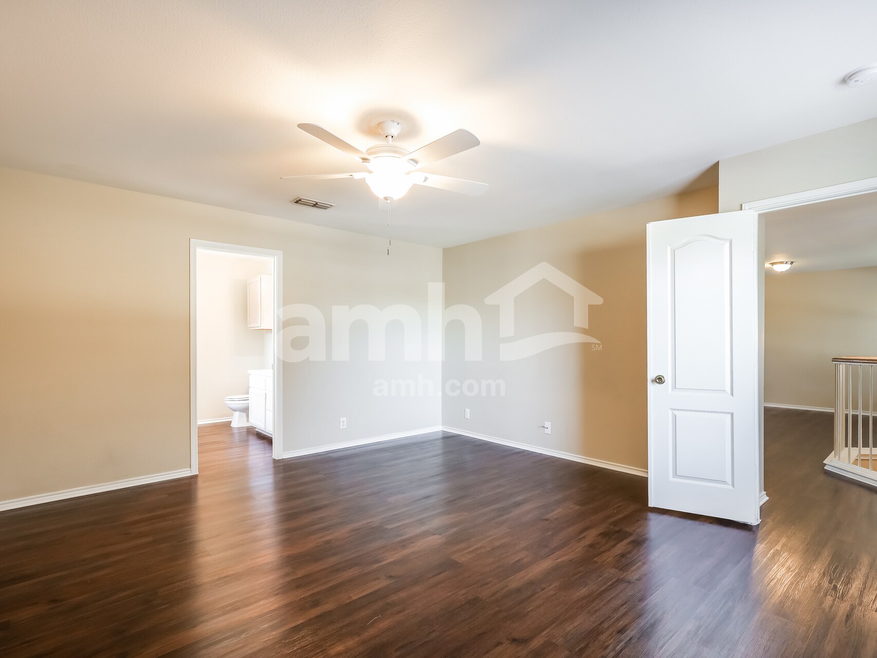 Building Photo - 9106 Valhalla