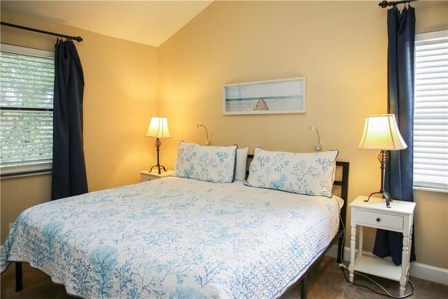 Building Photo - 1000 Sea Island Rd