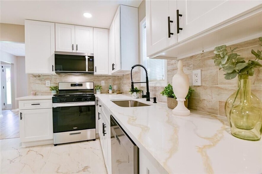 Building Photo - 1116 Havel Dr SW