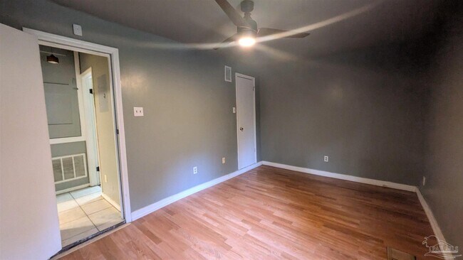 Building Photo - 1014 W Gregory St