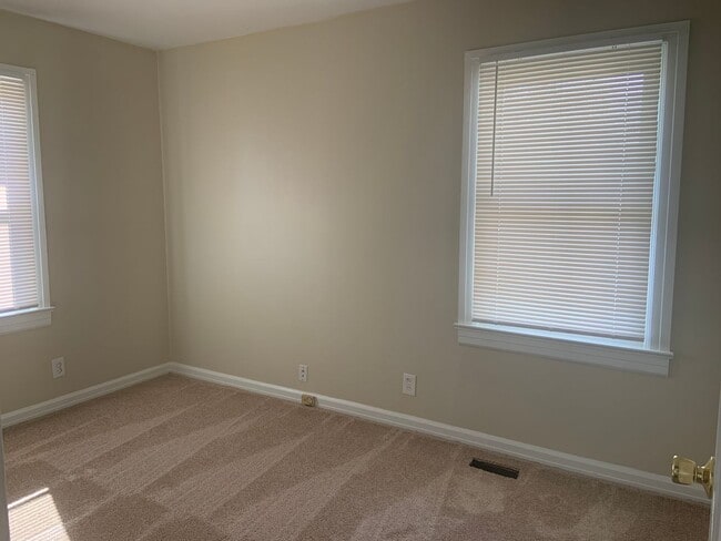 Building Photo - Yanceyville/Cone area 3 BR with carports