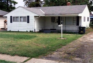 Building Photo - 1436 Zettler Rd