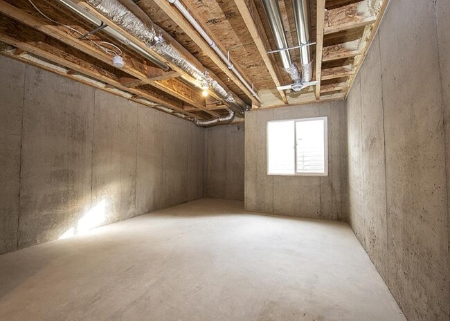 Building Photo - 11337 16th St NE
