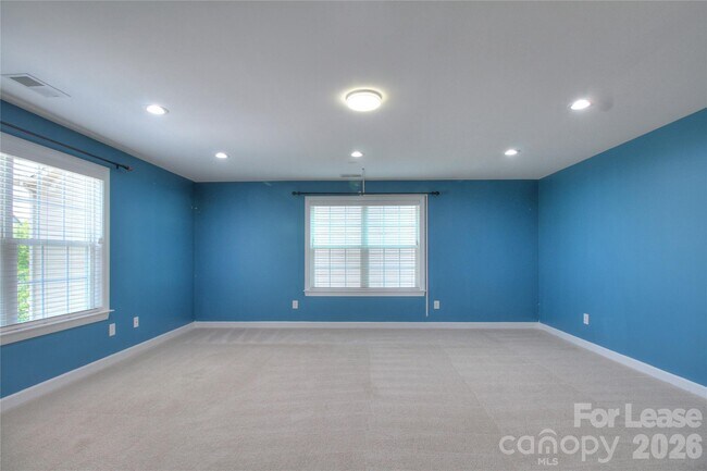 Building Photo - 3013 Hamilton Mill Dr