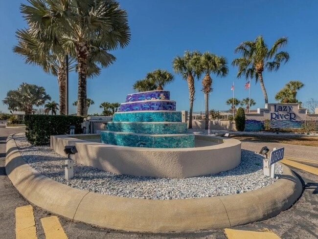 Building Photo - 106 Lazy River Rd