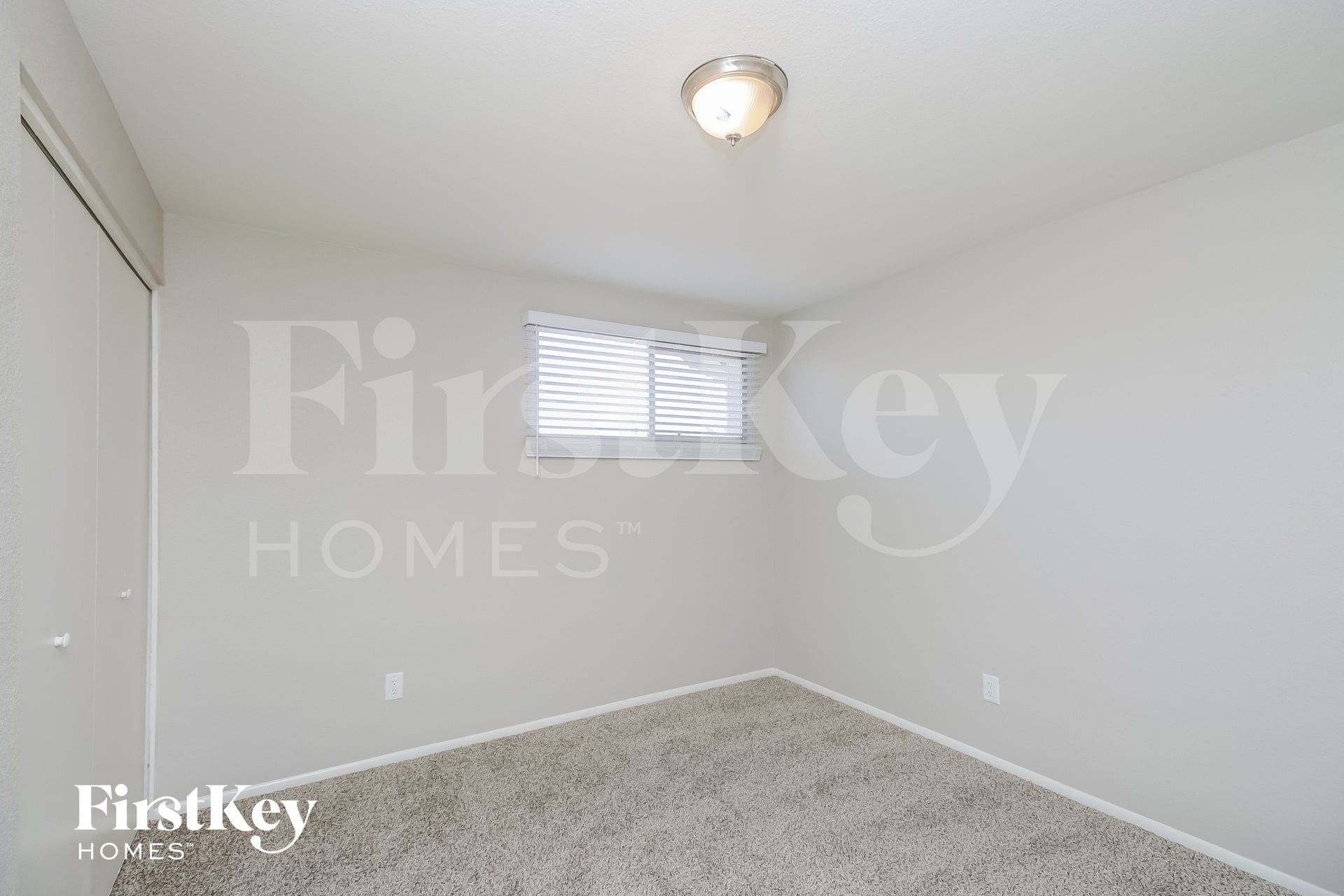 Building Photo - 4647 W Keim Dr