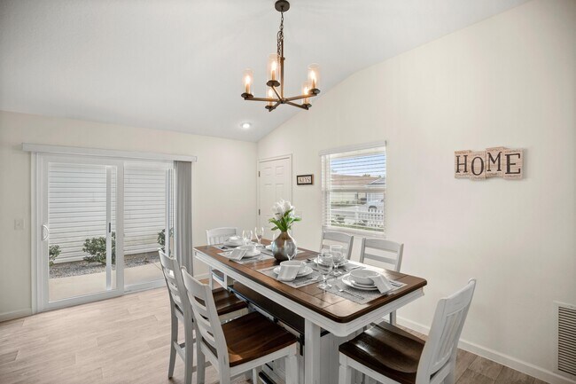 Building Photo - 4981 Ellie Ln