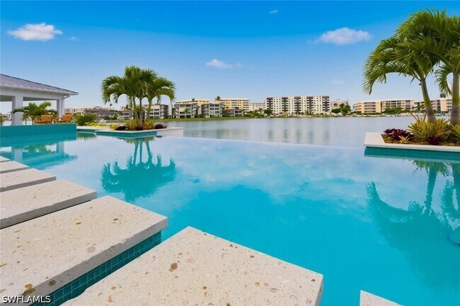 Building Photo - 200 Bahia Point