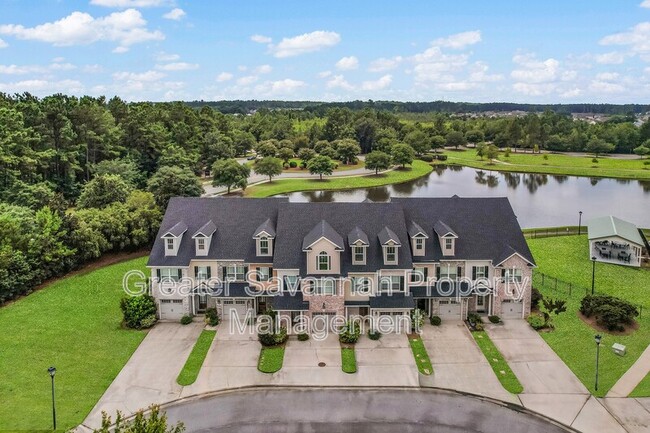 Building Photo - 125 Ventura Pl