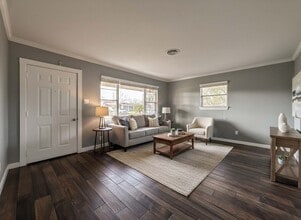 Building Photo - 5619 Wood Creek Way