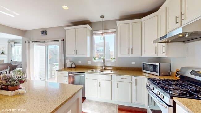 Building Photo - 182 Chapin Way