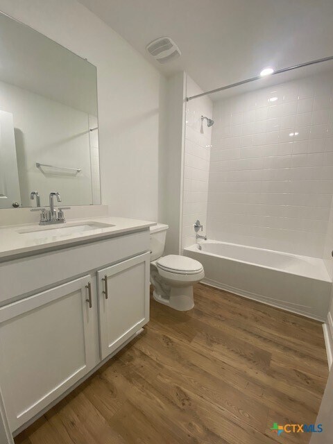 Building Photo - 540 Tekoa Dr