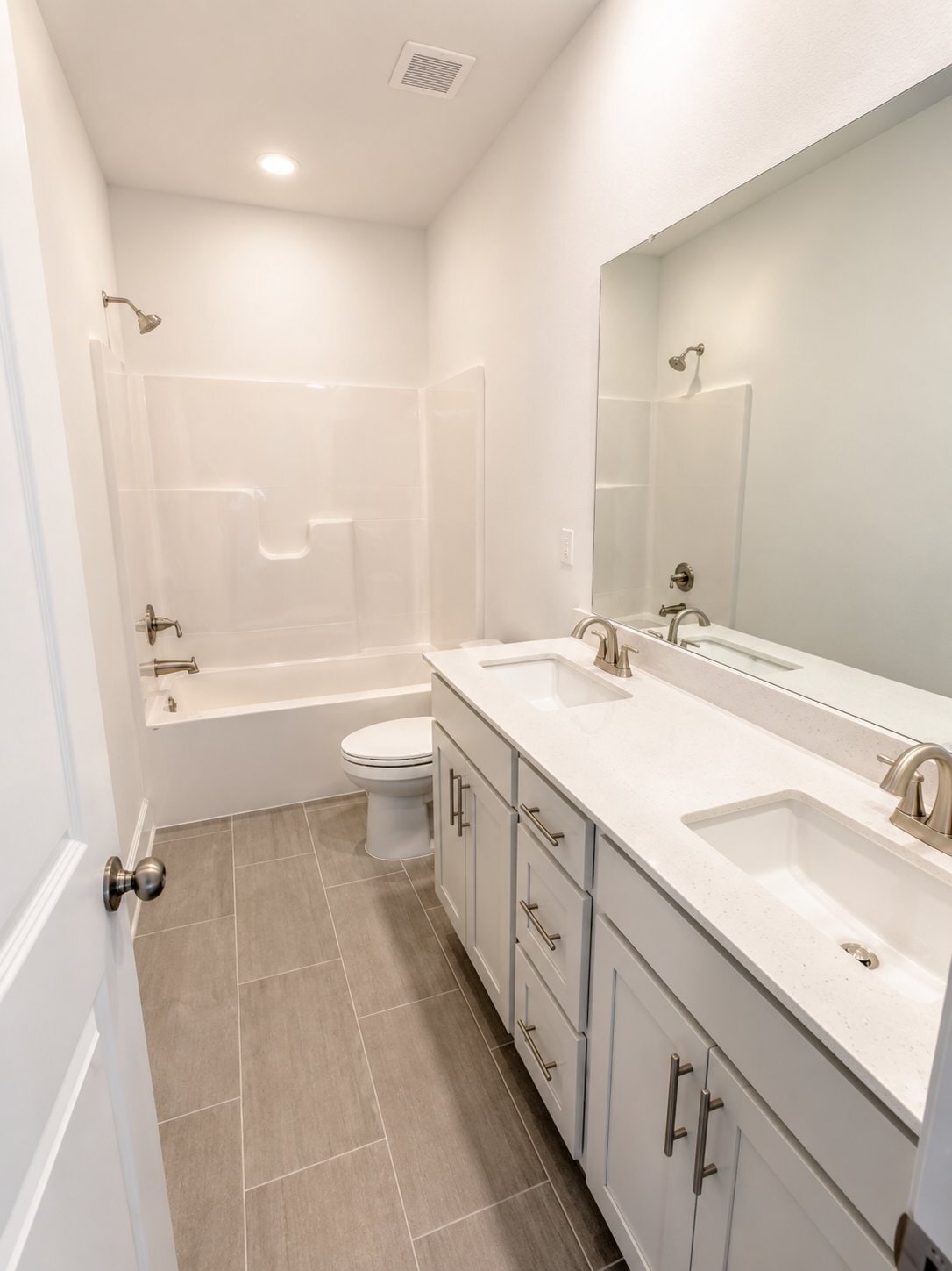 Building Photo - 708 Longleaf Grv Ln