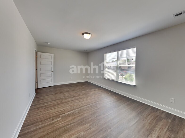 Building Photo - 5059 Mountain Springs Rd