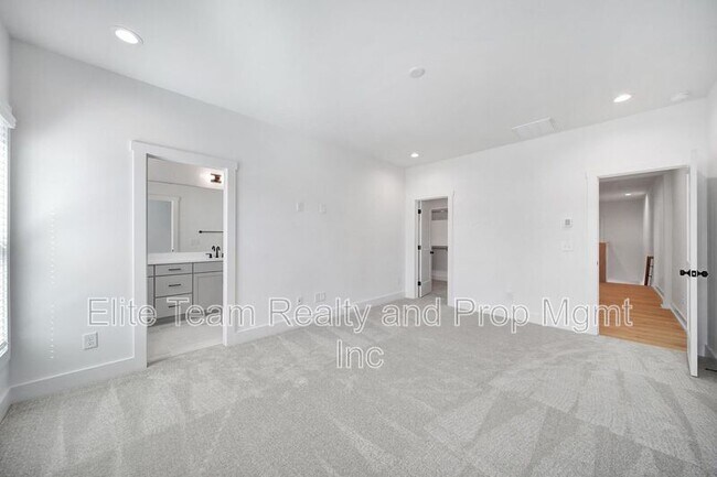 Building Photo - 511 Bowman Rd