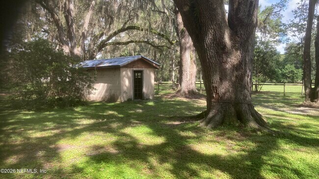 Building Photo - 10302 Co Rd 1469
