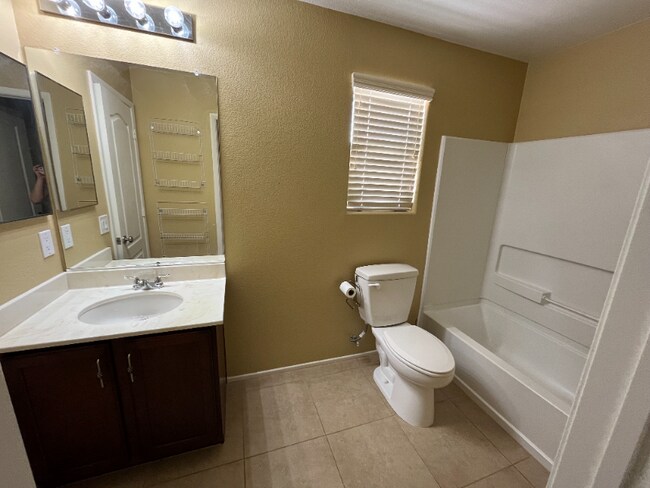 Building Photo - 9241 Valley Ranch Ave