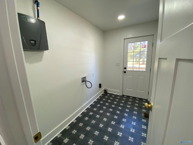 Building Photo - 4000 Co Rd 209