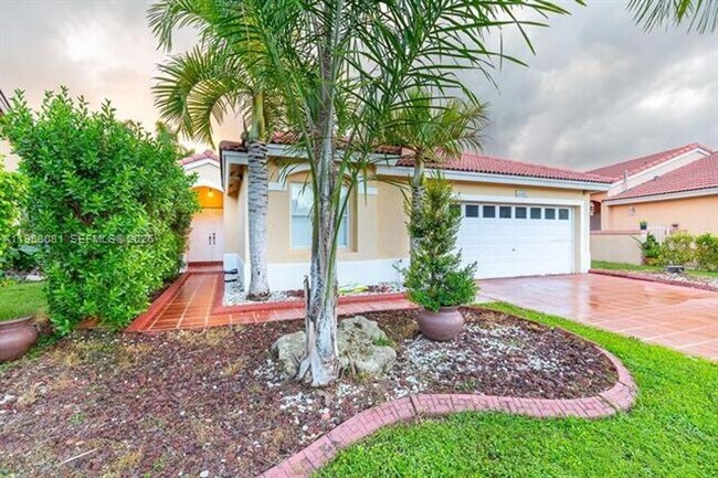 Building Photo - 4148 SW 153rd Terrace