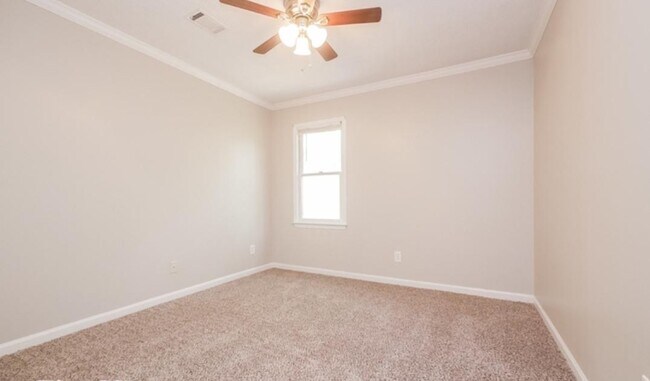 Building Photo - 101 Christy Dr