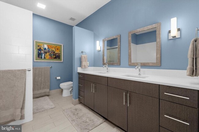 Building Photo - 1200 Steuart St